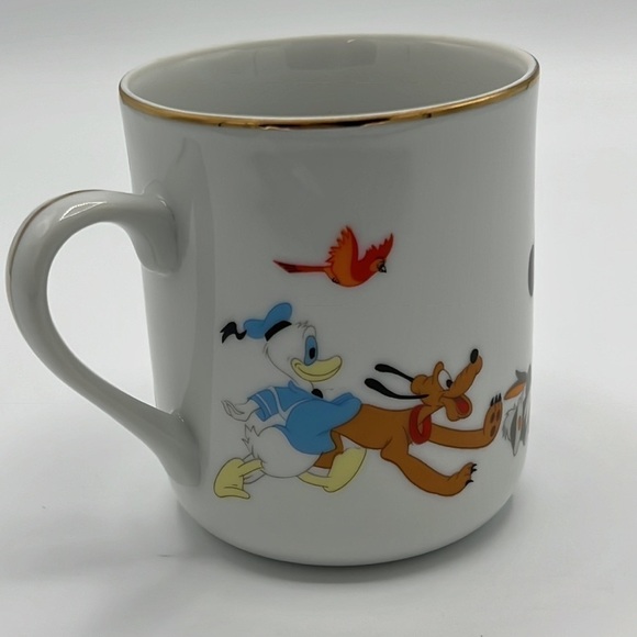 WALT DISNEY WORLD MICKEY MOUSE CHARACTER PARADE VINTAGE GOLD RIMMED MUG - Picture 4 of 7
